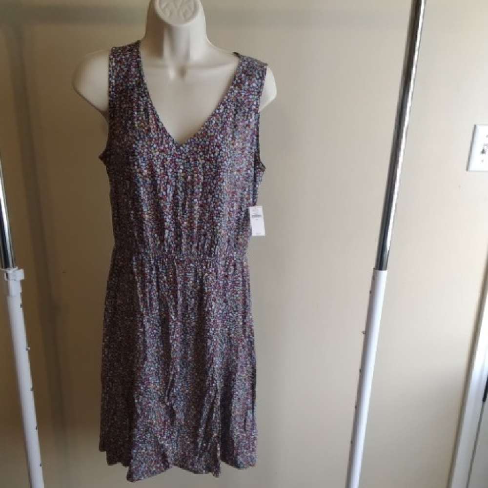 Old Navy Multicolor Floral V-Neck Midi Dress